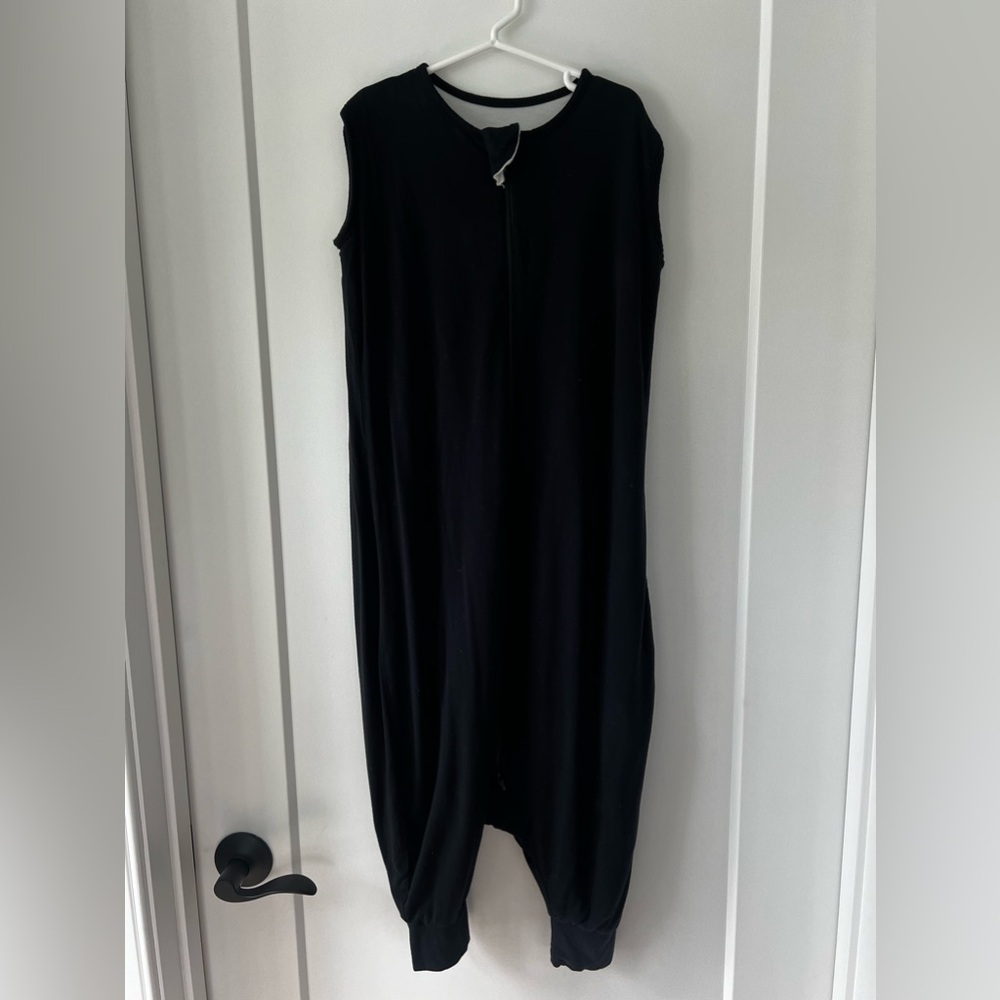 KYTE baby 0.5 Toggle size Large. Gently used.